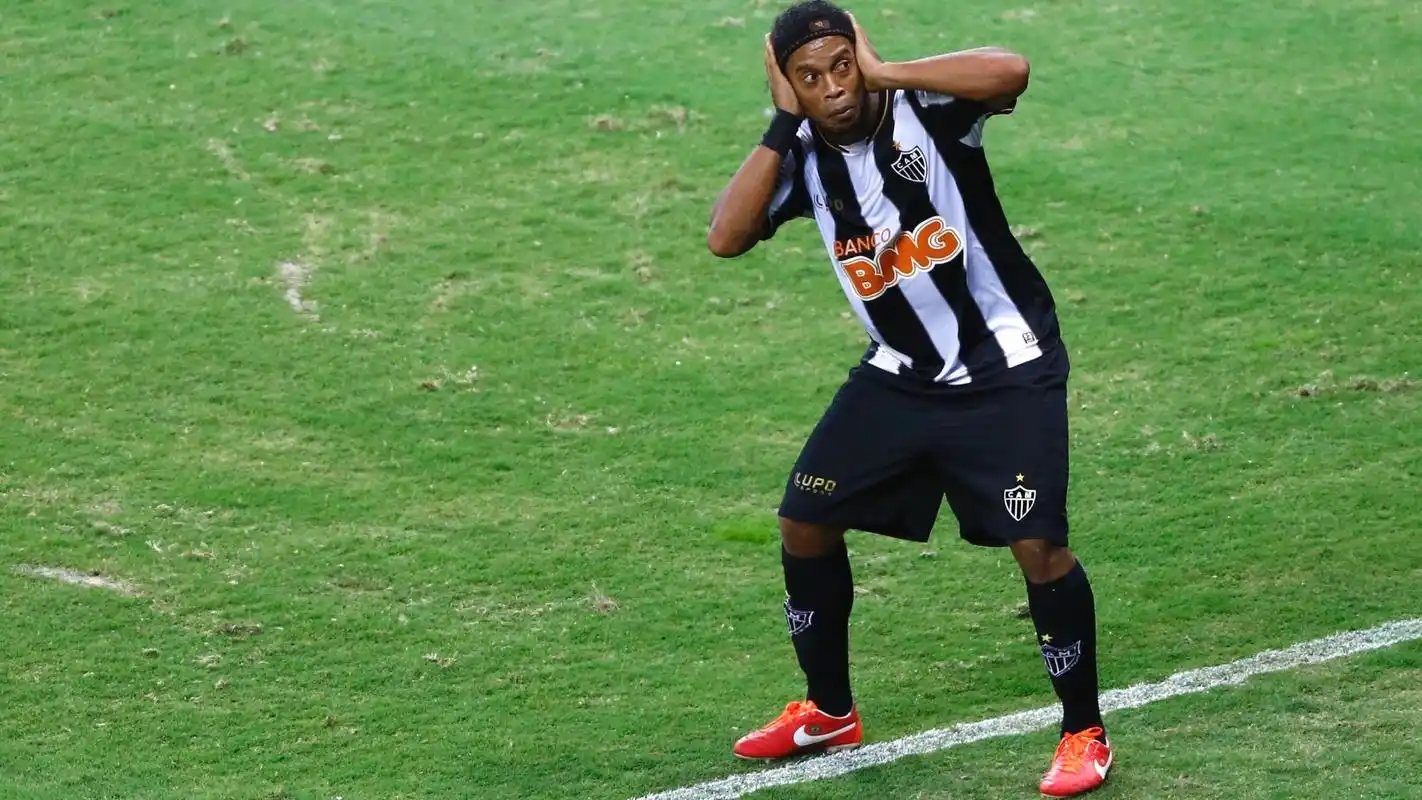 期待的足球 期待的足球